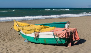 fishing-boat-555754_640