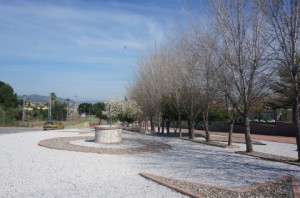 Paseo calle Amadeo Vives1 (Mobile)