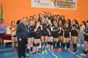 entrega trofeos voleibol