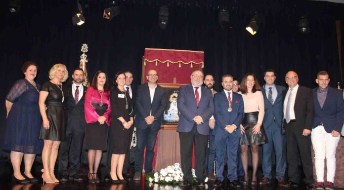 Luz y Ánimas celebra su el Pregón del Sábado de Pasión