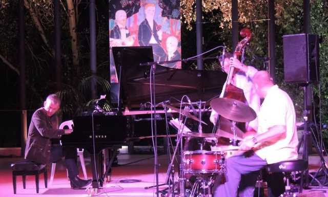 El virtuoso pianista Brad Mehldau logra el lleno en el segundo concierto del Portón del Jazz
