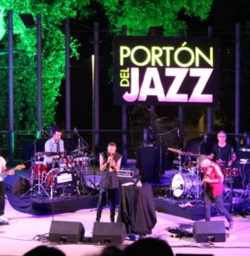 La trompeta de Avishai Cohen hechiza Alhaurín de la Torre en la primera cita del Portón del Jazz 2018
