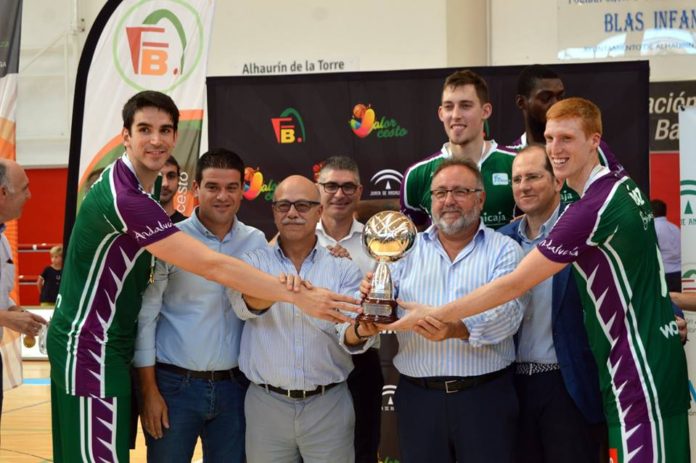 El Unicaja consigue en Alhaurín de la Torre la XXI Copa de Andalucía de baloncesto