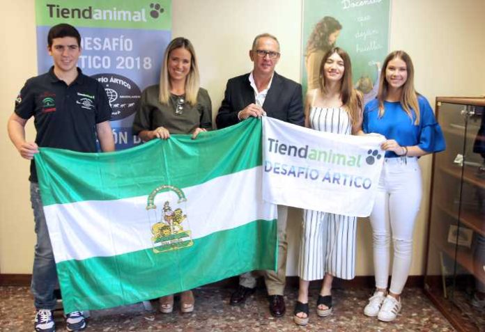 Los ganadores del concurso literario Tiendanimal Educa regresan del «Desafío Ártico 2018»