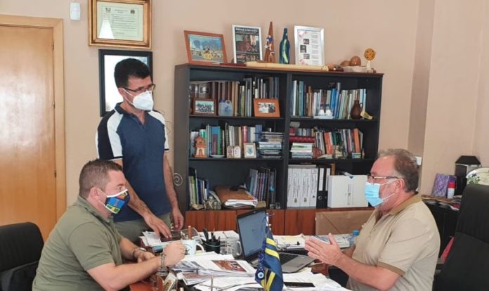 abel perea, concejal de hacienda, y joaquin villanova