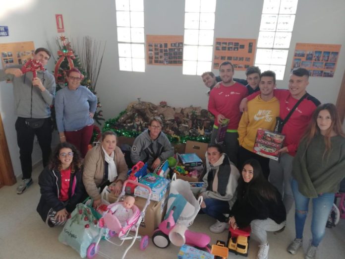 Alumnos de F.P. del Colegio El Pinar presentan su Iniciativa Solidaria para apoyar al colectivos en riesgos de exclusión a través del deporte