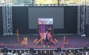 El espectáculo ‘Sin Ojan’ de Cirkorama triunfa en El Portón con su fusión de flamenco, teatro y circo