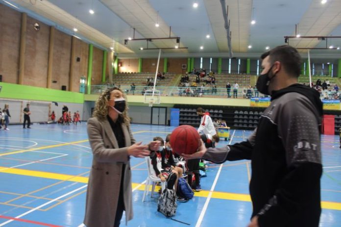Más de 600 niños y niñas participan en el «Torneo Constitución» del Club Baloncesto Alhaurín de la Torre