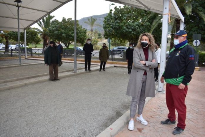 El Club de Petanca continúa su labor de promoción social de este deporte