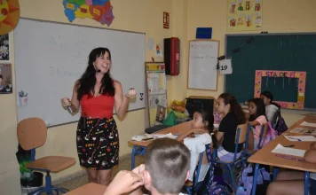 El Taller ‘La mujer y la igualdad en la historia de la música’ se clausura en el CEIP San Sebastián