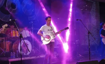 El XIV Alhaurín Rock llena de ritmo y talento el Parque Municipal