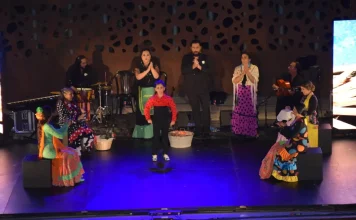 Lleno en La Finca el Portón con «Entre dos Orillas, una Vida Bailada», homenaje al malagueño Miguel de Molina
