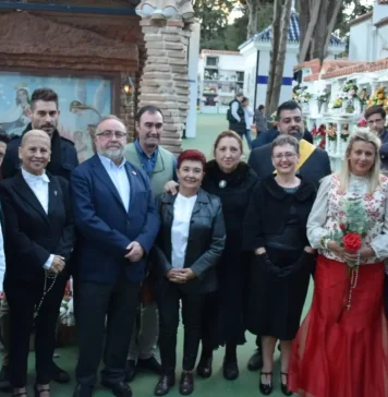 Una visita teatralizada pone en valor la historia y el patrimonio del Cementerio Municipal