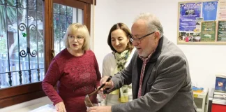 Retamar celebra una merienda navideña con chocolate y dulces típicos en Alhaurín de la Torre