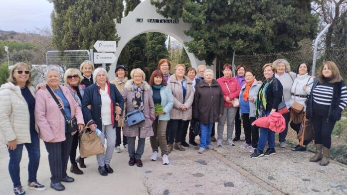 Las asociaciones de mujeres visitaron la vecina localidad de Alhaurín el Grande