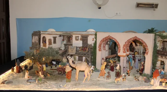 Multitudinario estreno del Belén de Santa Amalia, realizado artesanalmente por varios vecinos Multitudinario estreno del Belén de Santa Amalia, que incluye varios lugares emblemáticos de Alhaurín de la Torre