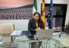Carmen Crespo solicita más fondos Next Generation para regadío y para hacer frente a la sequía Ante el debate estratégico, Crespo demanda una posición fuerte de España en Europa en defensa de los intereses del sector agrario por ser crucial para la soberanía alimentaria La consejera de Agricultura, Pesca, Agua y Desarrollo Rural, Carmen Crespo, ha solicitado al Gobierno central que reclame ante la Unión Europea la necesidad de más fondos Next Generation más allá de 2026, en este caso para contribuir a hacer frente a los efectos de la sequía estructural que sufre la comunidad autónoma de Andalucía y para el regadío. La consejera de Agricultura, que ha participado hoy en la Reunión de la Conferencia Sectorial de Agricultura y Desarrollo Rural, ha puesto en valor el compromiso del Gobierno andaluz para paliar los efectos de la sequía y ha comentado que “ya estamos ultimando el IV Decreto de Sequía, con el que daremos nuevas respuestas a las necesidades que se nos plantean tanto para las personas como para los cultivos y el ganado”. De forma paralela, Carmen Crespo ha defendido la importancia dar soluciones a problemas derivados de la propia sequía en el sector primario, como los elevados costes de producción actuales, o la importancia de poner en marcha una batería de flexibilizaciones de la PAC durante 2024, “Andalucía ha relajado algunos requisitos que hacían inviable cumplir normativa propia a los agricultores por efectos de la sequía, por lo que pedimos al Gobierno de España que siga este ejemplo y evitemos así que sus ayudas se pierdan, con el consiguiente daño que les supondría”. La consejera Carmen Crespo ha subrayado la importancia de “una defensa férrea de nuestra agricultura en las instituciones comunitarias europeas por parte del Gobierno de España, máximes cuando de lo que se trata es de un sector estratégico que alimenta a 500 millones de europeos”. Crespo ha mostrado, por otra parte, su satisfacción por la futura constitución de un grupo de trabajo sobre seguros agrarios en el que se abordará la necesidad de que estos tengan en cuenta los efectos de la sequía en el campo, así como los problemas derivados de la sanidad animal. La consejera de Agricultura ha solicitado también en el transcurso de esta Conferencia Sectorial la necesidad de que el Gobierno de España ponga en marcha una rebaja del IVA tanto para la carne como para el pescado, “una demanda que compartimos con las organizaciones agrarias, nuestros ganaderos y pescadores”. Crespo ha dejado claro que se trata de una “medida más que justificada, sobre todo si se tiene en cuenta que el consumo de estos productos, fundamentales en la alimentación, sigue cayendo en nuestros hogares”.