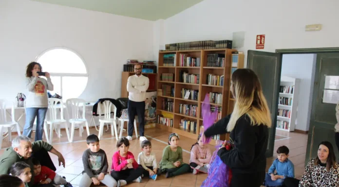 El Programa "Vecinalh" lleva un singular Taller de Música al Centro Social de Pinos de Alhaurín