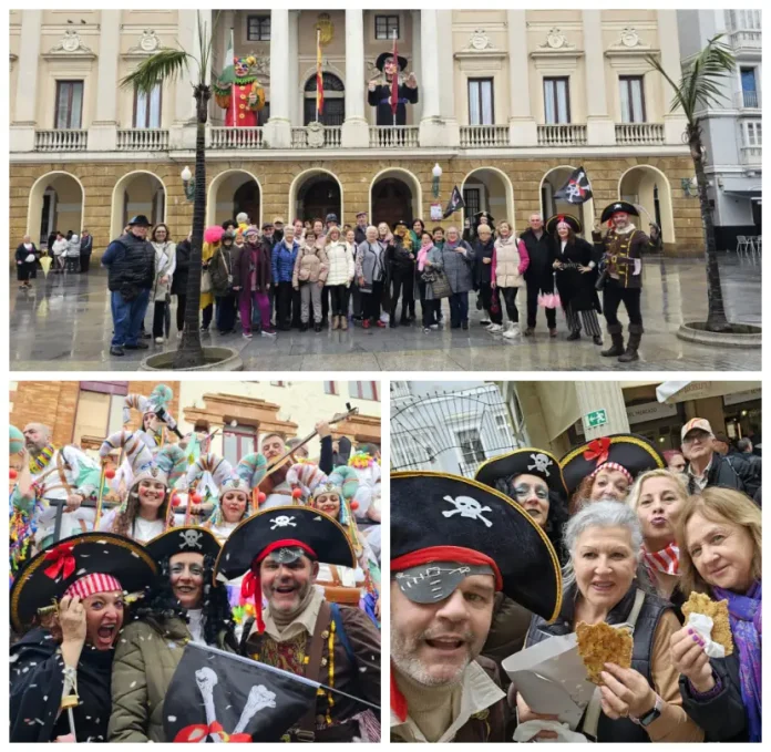 Un grupo de mayores de Alhaurín de la Torre disfruta en El Carnaval de Cádiz