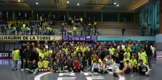 El Público de Alhaurín de la Torre Celebra la Victoria del Atlético Torcal sobre el Rayo Majadahonda