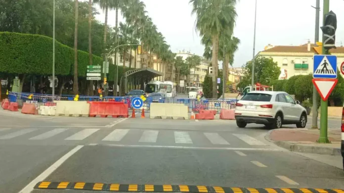 Nuevo paso adelante en la supresión del nudo semafórico del cruce con plaza de España