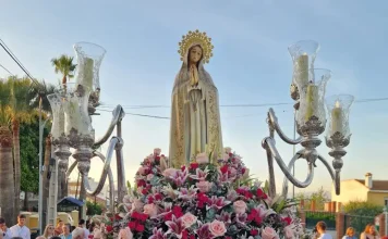 El Romeral despide Las Fiestas de la Barriada con la Procesión de La Virgen de Fátima