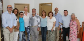 La asociación Abrazo Amigo organiza un taller de revisión de lunares