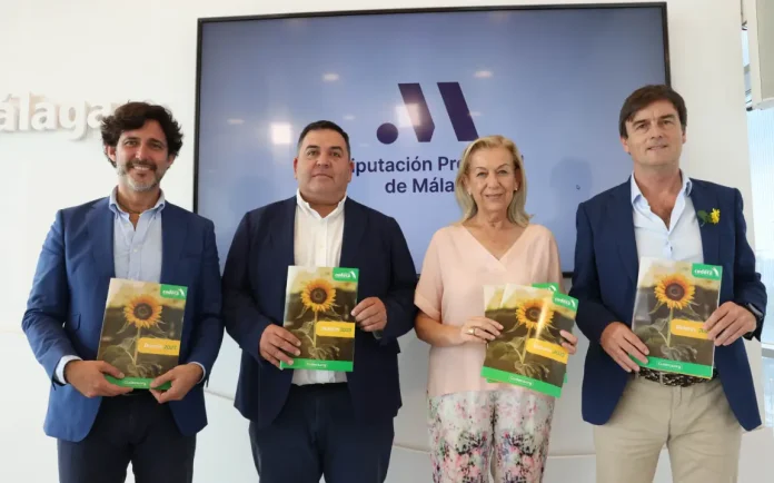 La Diputación colabora con Cudeca con la impresión de 2.800 ejemplares de su boletín anual