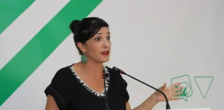 IU pide a la Junta que incluya la educación sexual en el currículo educativo para “combatir el aumento de los delitos sexuales”