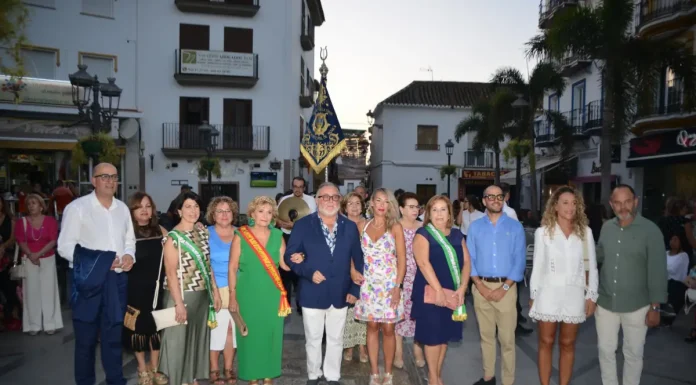 Exitoso arranque de la Verbena Popular de los 60