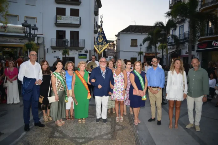 Exitoso arranque de la Verbena Popular de los 60