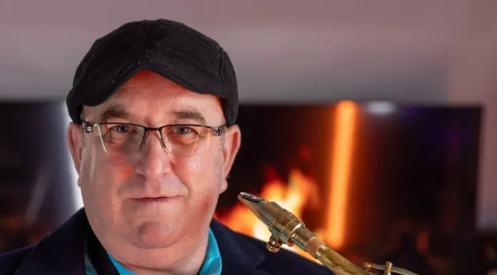 Juan Beny Sax presenta su disco "Evolución" en un concierto benéfico a favor de la Asociación VITES