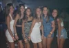 Cientos de jóvenes disfrutan de una nueva fiesta de La Hoguera por el fin del verano