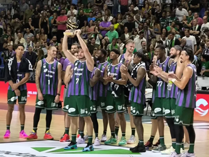 Unicaja Baloncesto se proclama campeón del Torneo Costa del Sol con una arrolladora victoria sobre Baskonia