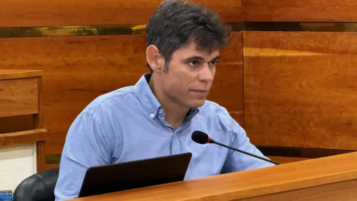 El PSOE logra aprobar una moción institucional para exigir un tren de cercanías y un metro para Alhaurín de la Torre