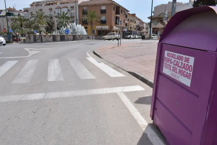 El Ayuntamiento adjudica la instalación de contenedores de ropa y de aceite vegetal