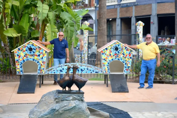 El Parque Municipal ya luce sus mejores galas a pocas horas de la Verbena Popular