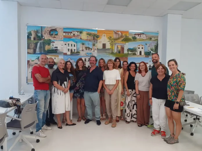 Programa contra el uso problemático de internet y redes sociales entre los jóvenes