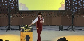 El humor de Alex O’Dogherty triunfa en El Portón