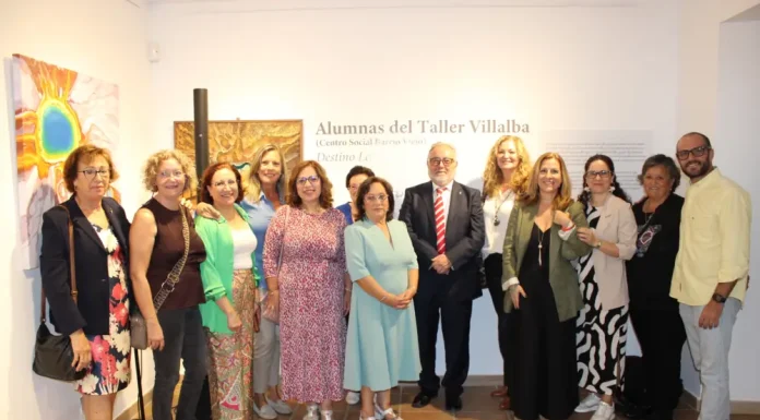 Las alumnas del taller de pintura del Barrio Viejo exhiben su arte en El Portón Las alumnas del taller de pintura del Barrio Viejo exhiben su arte en El Portón