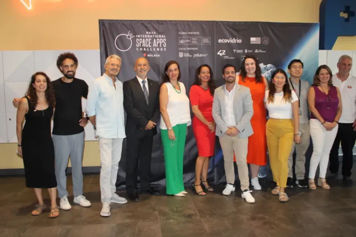 El concejal de Nuevas Tecnologías asiste a la inauguración del NASA Space Apps Challenge en el Polo Digital de Málaga