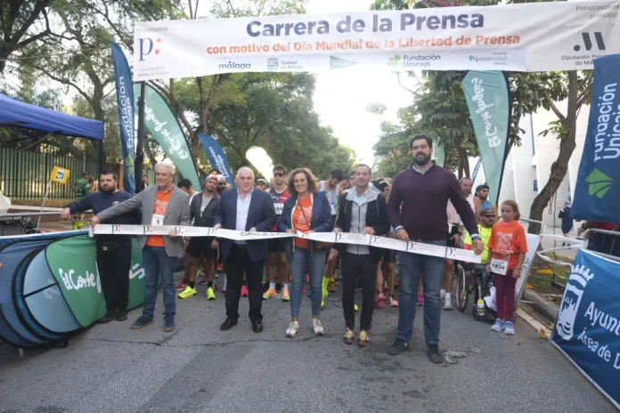 Asociación de la Prensa de Málaga (APM) | VII #CarreradelaPrensa. Más de 1.400 corredores reivindican en Málaga la libertad de prensa