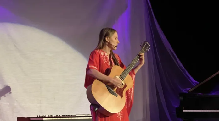 Alicia Tamariz inaugura el II Ciclo ‘Alhaurín Suena en Femenino’ con un emotivo concierto en el Centro Cultural Alicia Tamariz inaugura el II Ciclo 'Alhaurín Suena en Femenino' con un emotivo concierto en el Centro Cultural