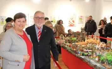 Los Playmobil protagonizan un original Belén en el Centro Cultural