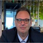 Mikis Theodorakis: El Griego Global