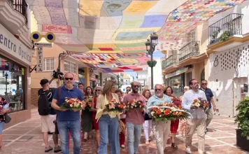 Numerosos vecinos rinden homenaje a San Juan