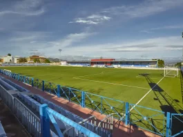 Adjudicada la gestión de los bares de los estadios de Los Manantiales y Carranque