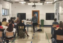 Segundas conferencias sobre periodismo para alumnado de Cuarto  de Eso del IES Galileo Alhaurín de la Torre, impartidas por Don José Rodríguez Cámara de Diario Sur de Málaga