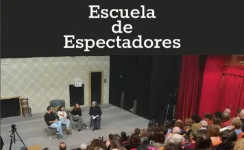 La Escuela de Espectadores invita al público a vivir el teatro desde dentro