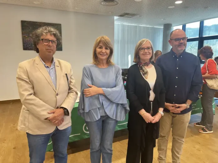 El Centro del Mayor ‘San Sebastián’ acoge una charla informativa sobre el cáncer